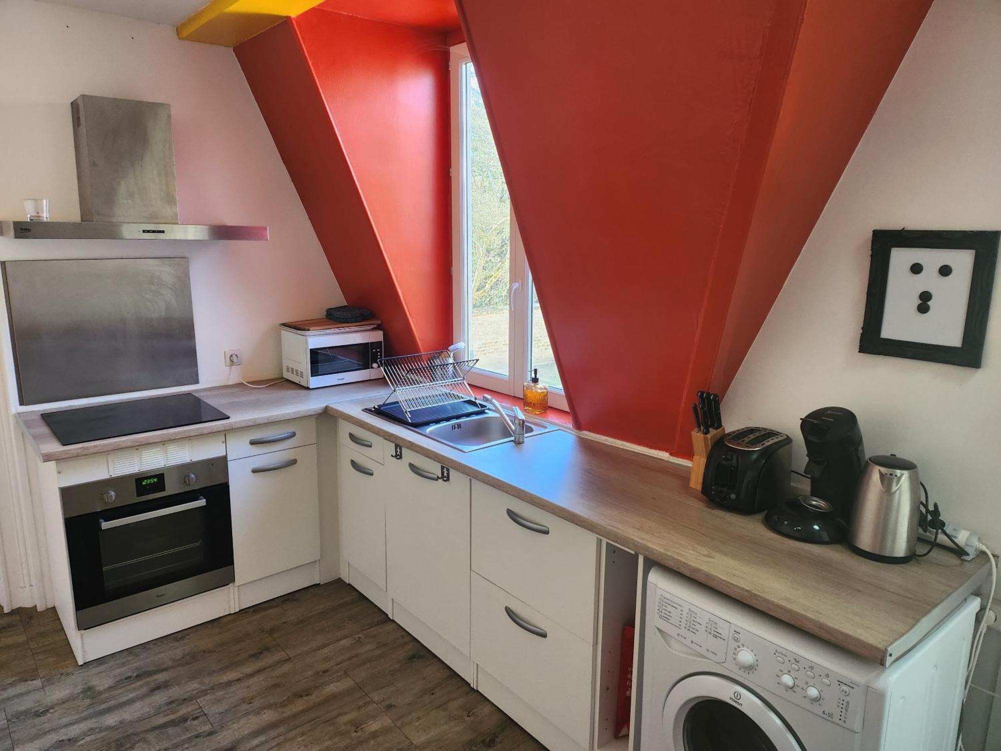 Appartement Atypique - 2 Chambres - Rue Calme Dans Centre Ville Sedan Kültér fotó